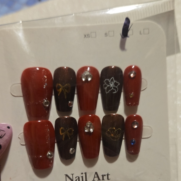 (5/$20)or(15/$45) Red and Brown Nail Art Set with Rhinestones - Picture 1 of 1